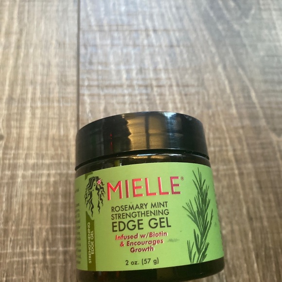 Mielle Hair Rosemary Mint Strengthening Edge Gel Poshmark